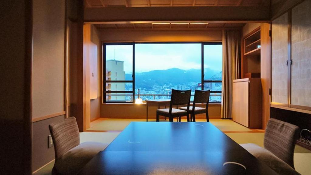Tsukino Sumika Atami Juraku Hotel Exterior photo